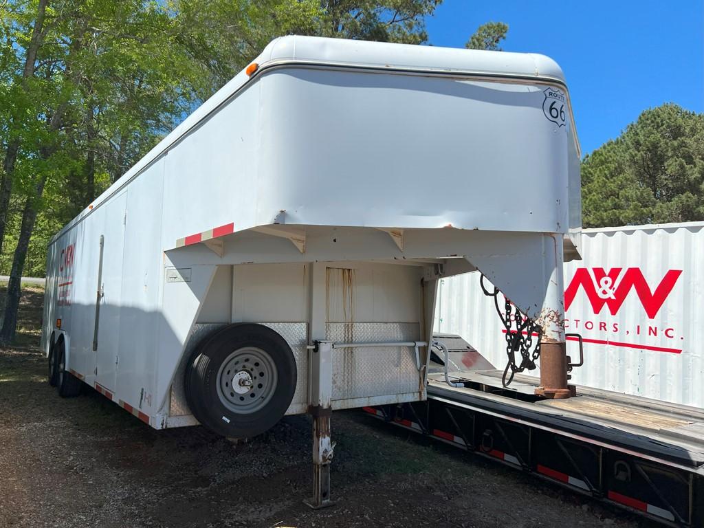 2008 CM ENCLOSED TRAILER,  24',GOOSENECK, TANDEM 6,000LB AXLES, SINGLE WHEE