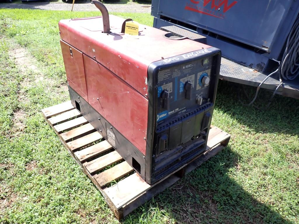 MILLER BOBCAT 250 WELDER, S# MB022727H