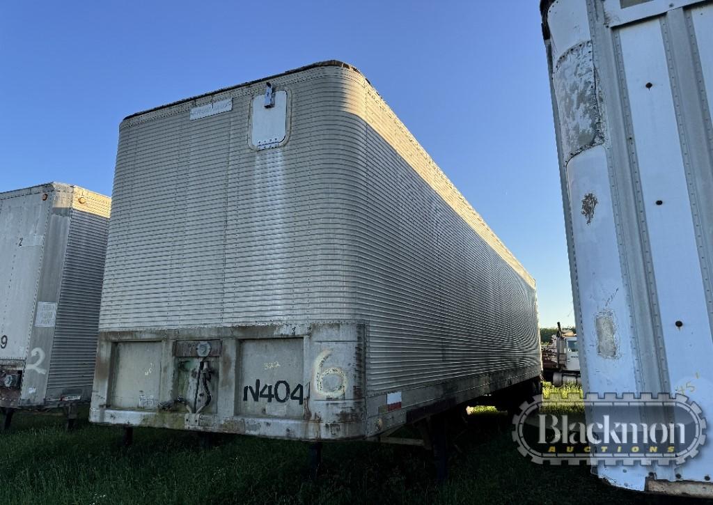 1973 FRUEHAUF VAN TRAILER,  40', SLIDING TANDEM AXLES, SPRING RIDE, 22.5 TI