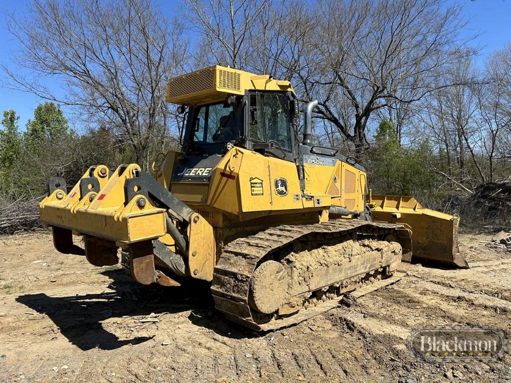 2017 JOHN DEERE 850K CRAWLER DOZER, 5818 hrs  EROPS, AC, 6 WAY BLADE, RIPPE