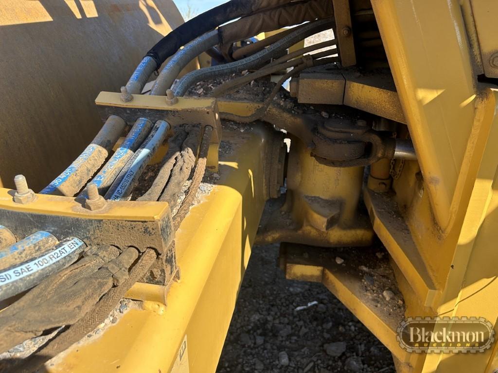 2012 CATERPILLAR CS56B SMOOTH DRUM ROLLER,  **NOTE--HAS BAD ENGINE**, SMOOT