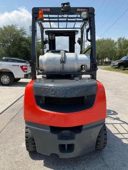 TOYOTA FORKLIFT MODEL 8FGU25, LP POWERED, APPROX MAX CAPACITY 4800LBS, APPROX MAX HEIGHT 189in, T...