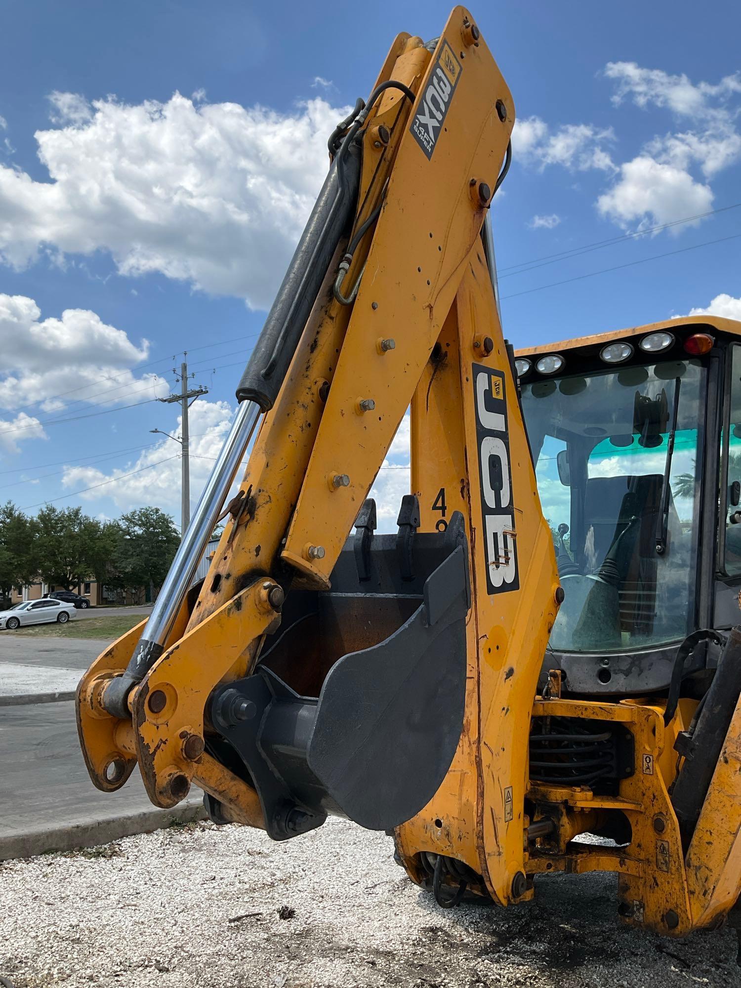 JCB 3CX 14M4CM BACKHOE LOADER, DIESEL ,14FT EXTENDAHOE, BUCKET APPROX 92in WIDE, OUTRIGGERS, RUNS &