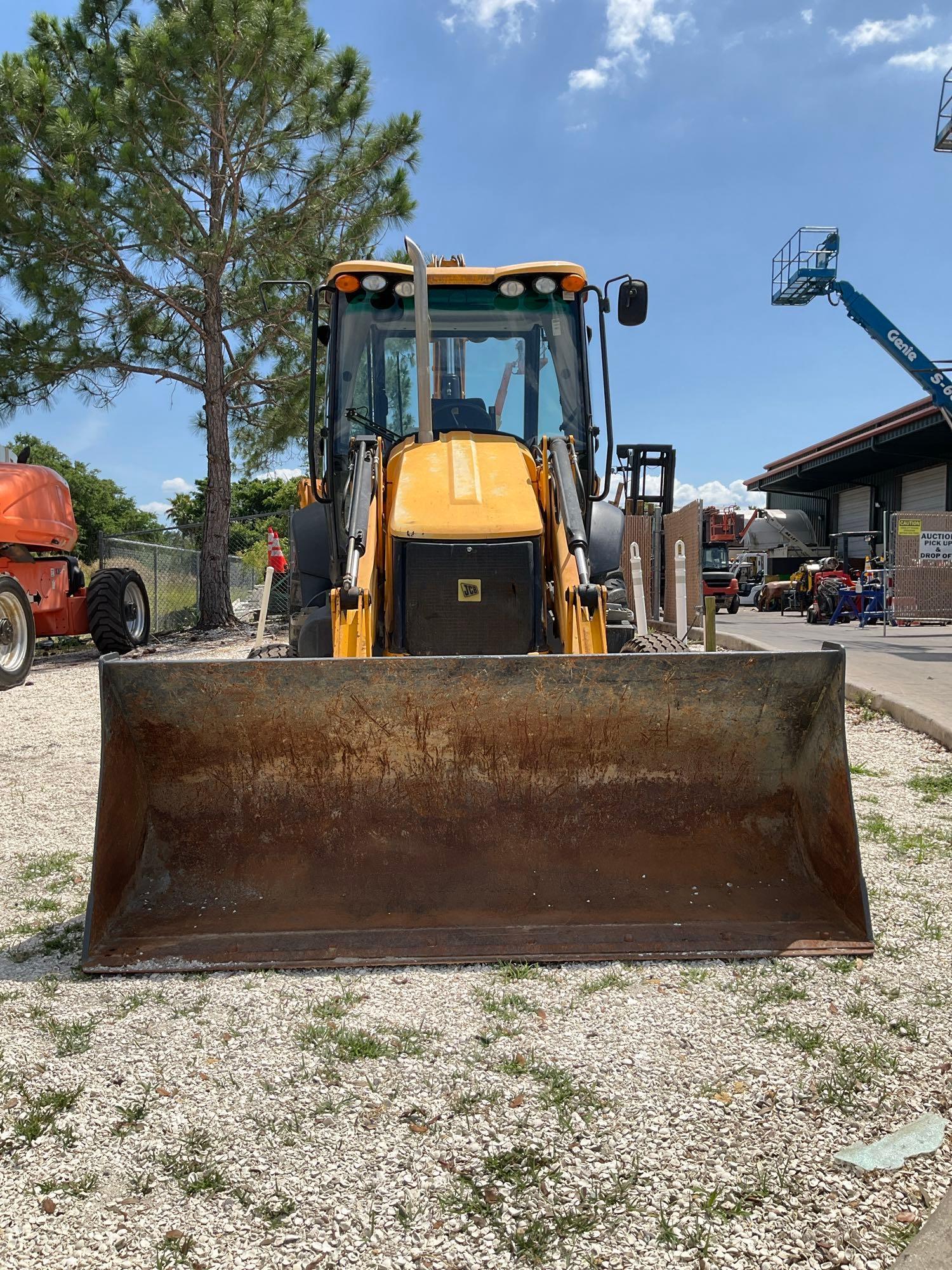 JCB 3CX 14M4CM BACKHOE LOADER, DIESEL ,14FT EXTENDAHOE, BUCKET APPROX 92in WIDE, OUTRIGGERS, RUNS &