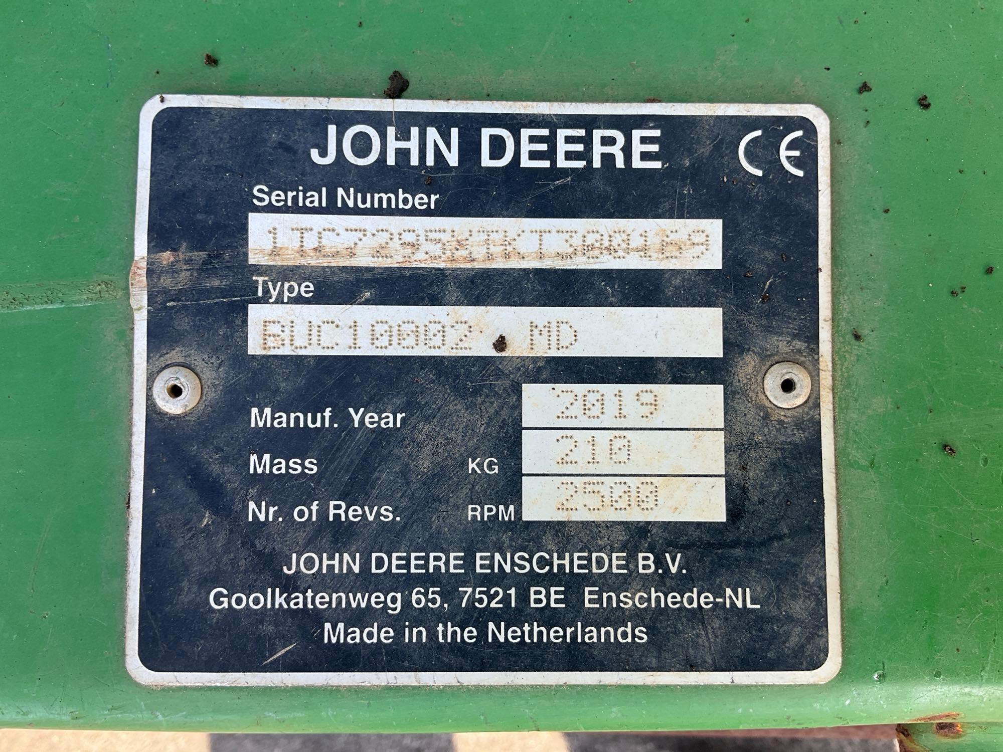 JOHN DEERE 1575 TERRAINCUT...MOWER, DIESEL, ENCLOSED CAB, 4WD, JOHN DEERE BUC10002 MD FASTBACK CO...