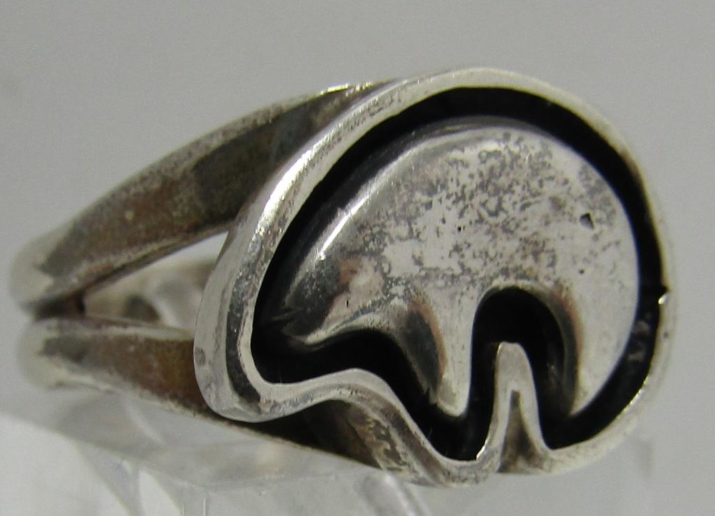 BEAR FETISH RING STERLING SILVER SIZE 7.5