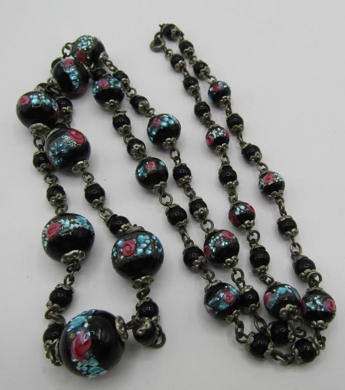 32" ITALIAN WEDDING CAKE GLASS BEAD NECKLACE