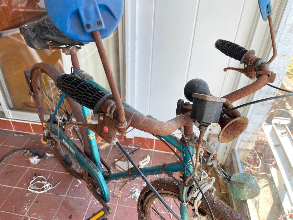 Vintage Bentley Bicycle