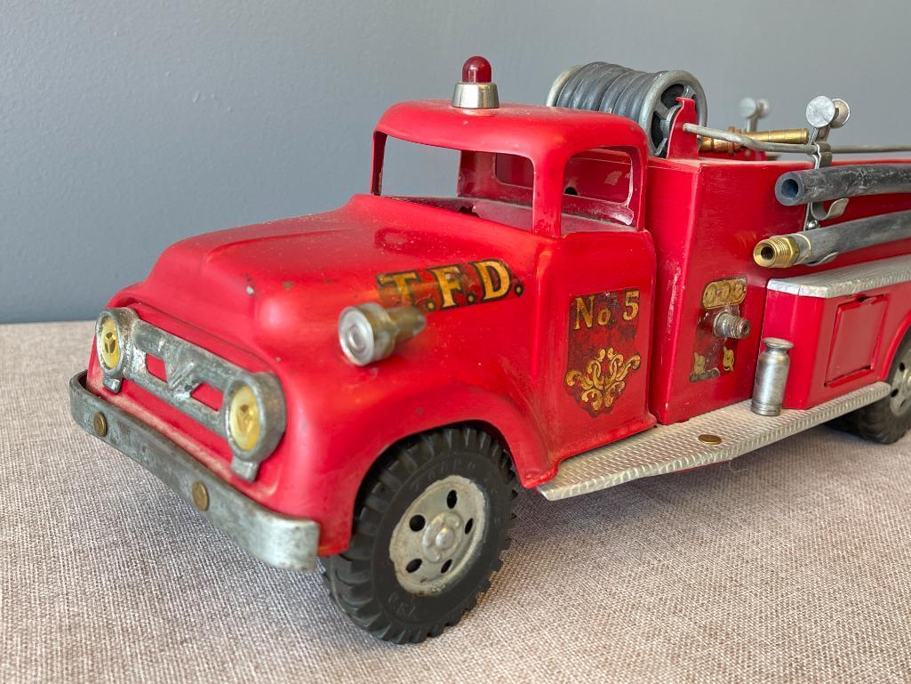 Vintage Metal Tonka Toys Fire Truck