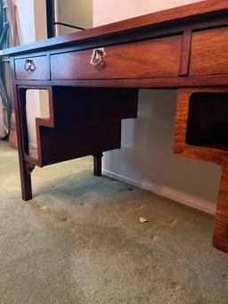 Vintage Thomasville Wooden Desk