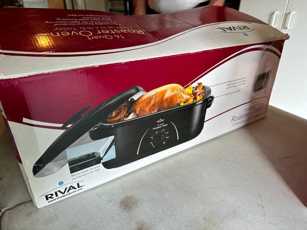 Rival 16 Quart Roaster Oven with Box