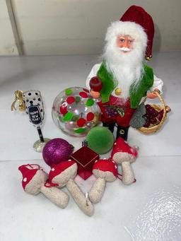 Christmas decorations, Santa