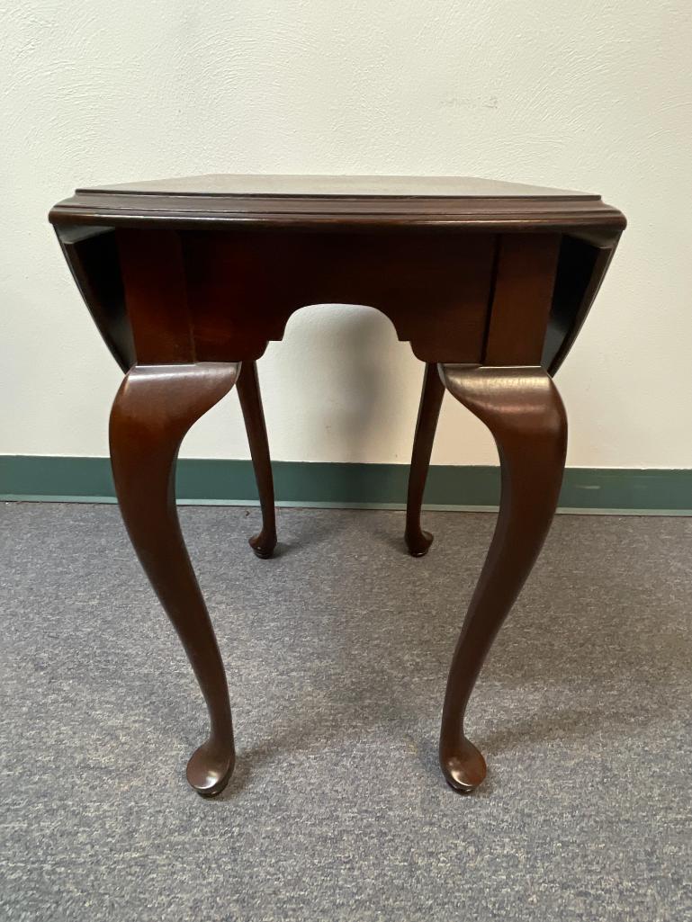 Ethan Allen Drop Leaf Table