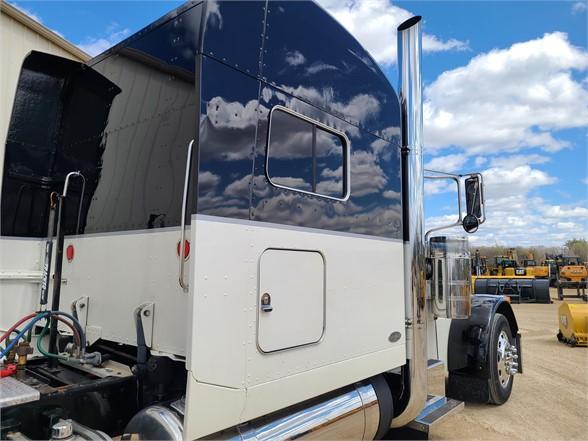 2005 PETERBILT 379