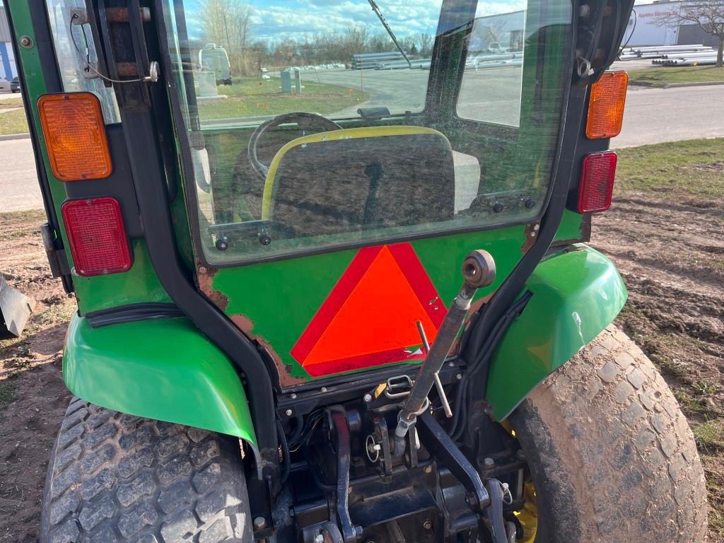 John Deere 4210 Compact Tractor