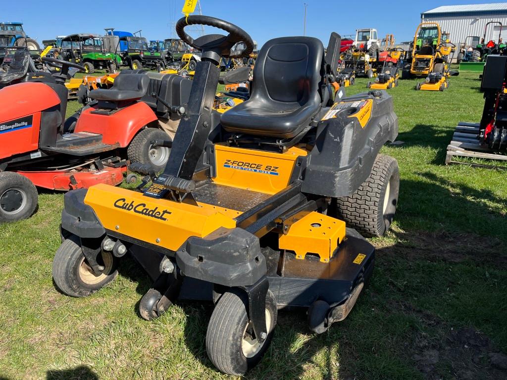 Cub Cadet Z-Force SZ54 Zeroturn