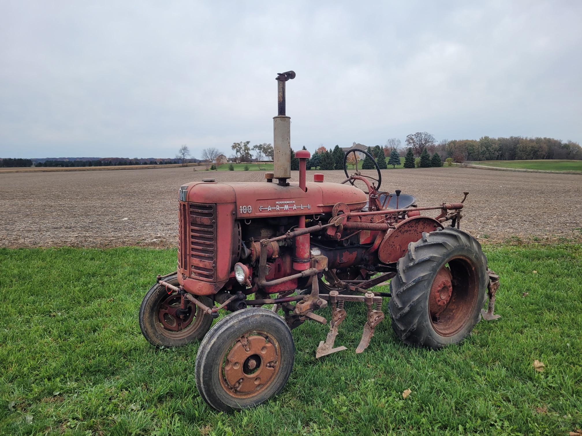 McCormick Farmall 100 Tractor