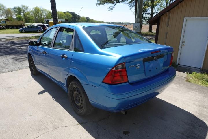 #6103 2007 FORD FOCUS SE 143324 MILES 2.0L AUTO TRANS AM FM DISC CLOTH CARP