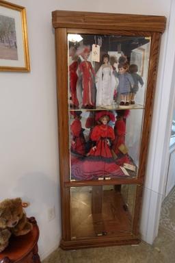 CORNER LIGHTED CURIO CABINET OAK TRIM APPROX 78 X 28