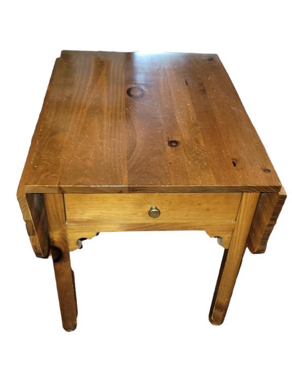 Pennsylvania House One-Drawer Drop Leaf End