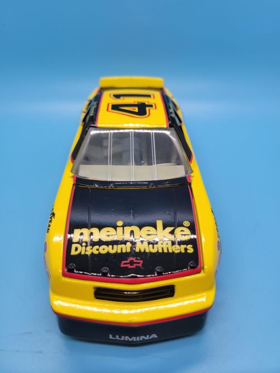 Racing Champions by action 1:24 Joe Nemechek