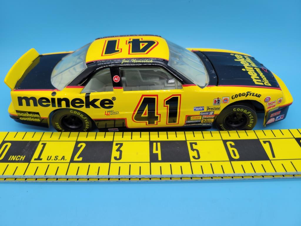 Racing Champions by action 1:24 Joe Nemechek