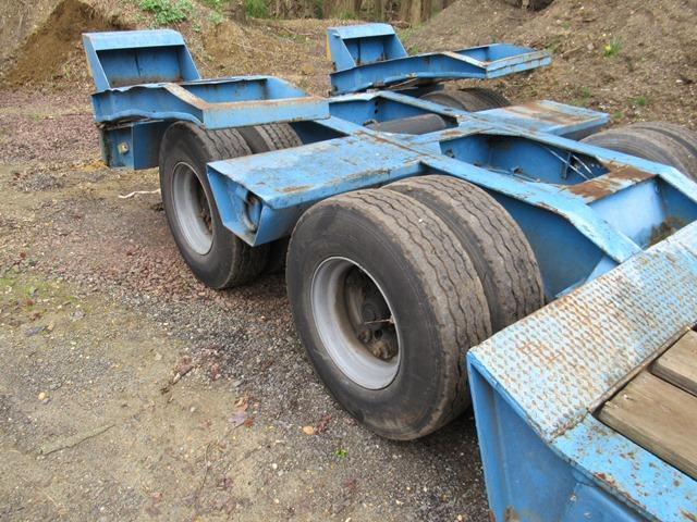 1985 TRAIL KING Model 1500-4060, 35 Ton Tandem Axle Lowboy Trailer, VIN# 1TKH04025FM025482, equipped