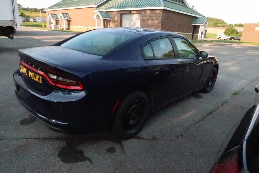 "17 Dodge Charger  4DSD BL 8 cyl  AWD; Started w Jump on 8/25/21 AT PB PS R AC PW VIN: 2C3CDXKTXHH55