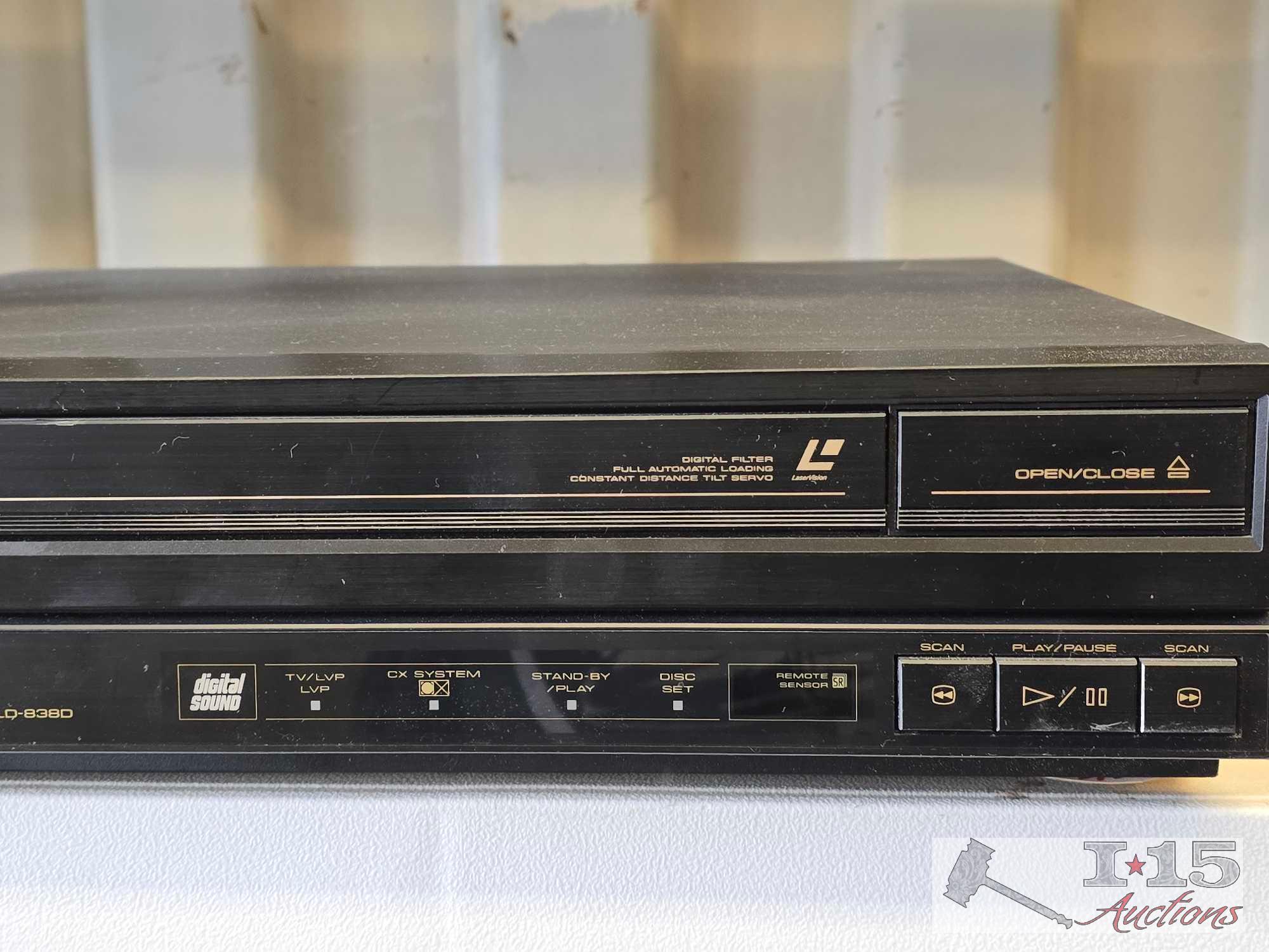 Pioneer Laservisior Player LD-838D