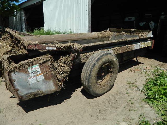 Meyer's M225 Manure Spreader