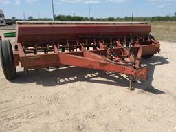 510 International Field Planter