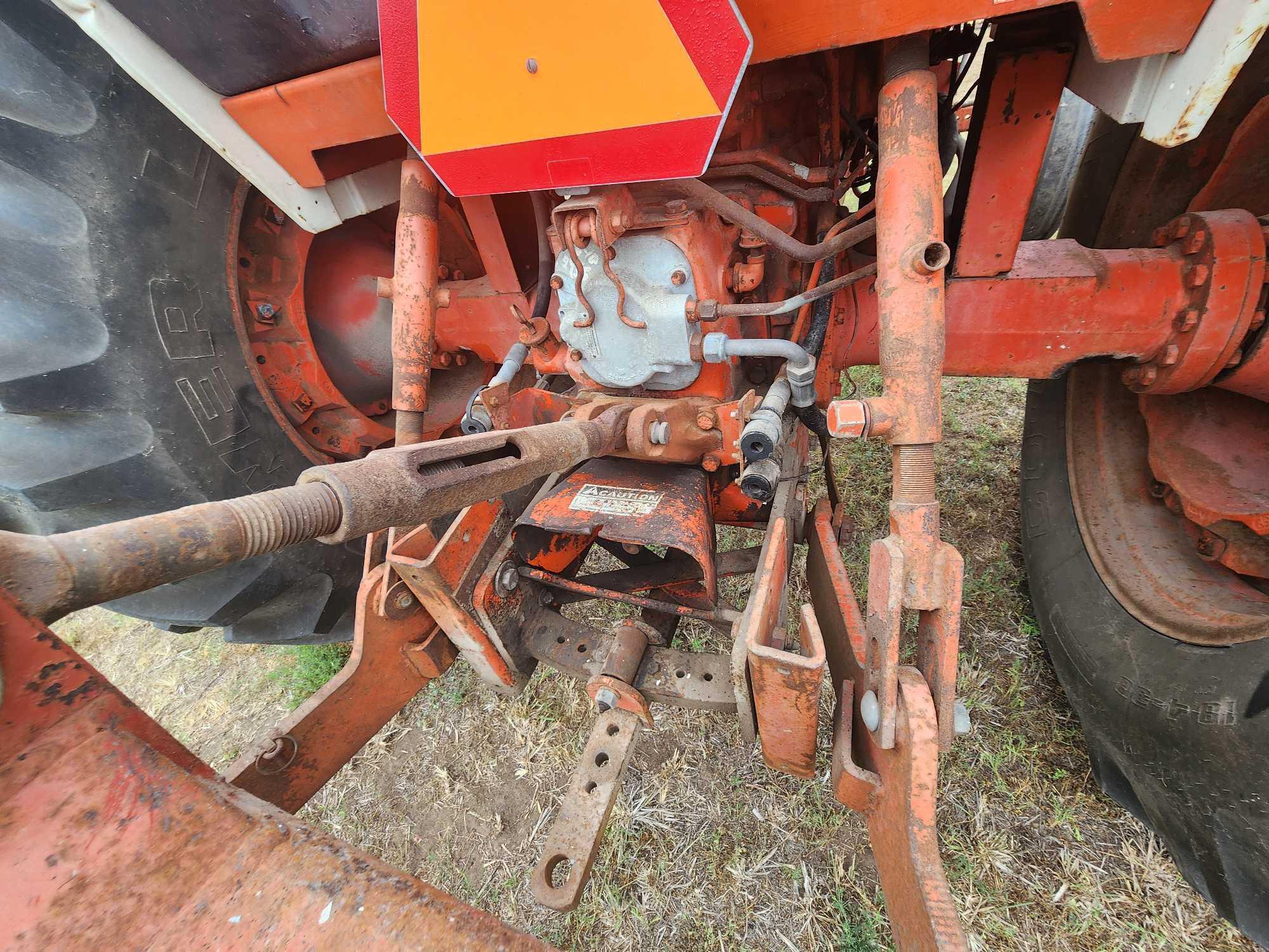 1974 Case Agri King 1175 Tractor w/(2) Tractor Tires 18.4-38 on 16" Rims, 15-38