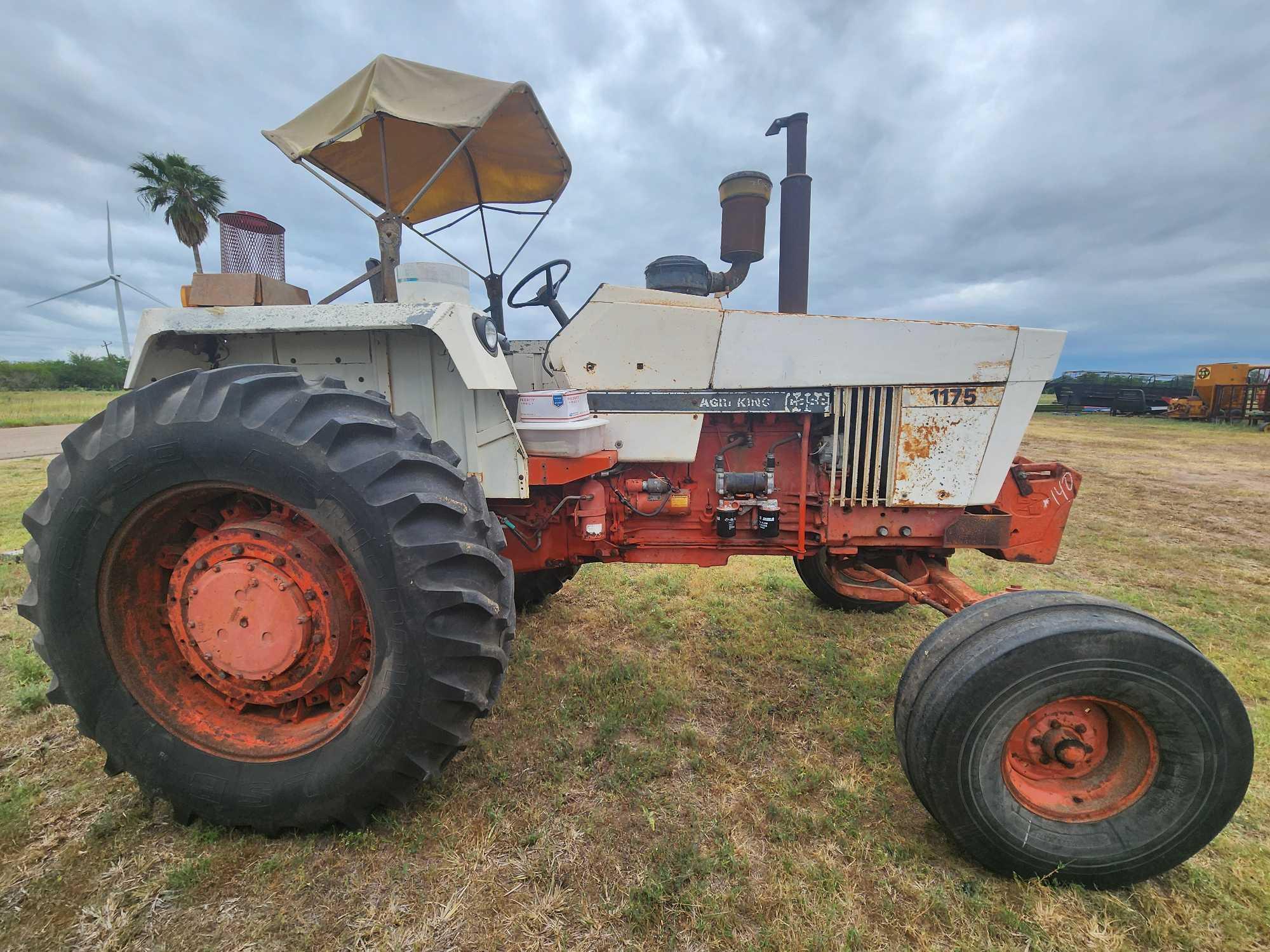 1974 Case Agri King 1175 Tractor w/(2) Tractor Tires 18.4-38 on 16" Rims, 15-38