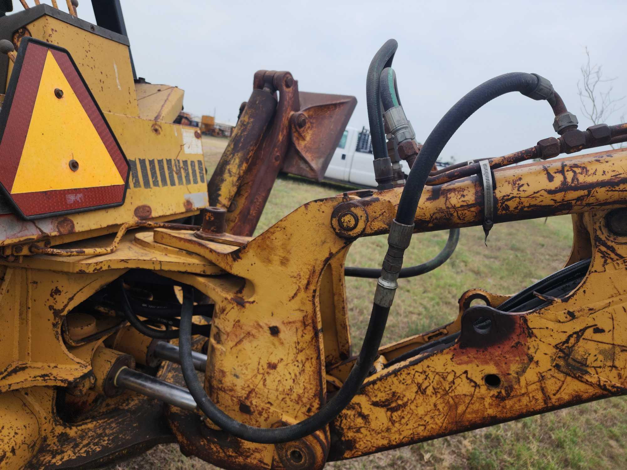 Case 580E Backhoe Loader