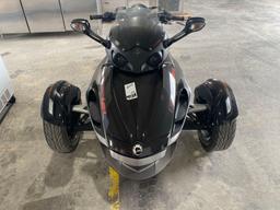 2013 Can-Am Spyder RS Motorcycle, VIN # 2BXNAAC14DV000132