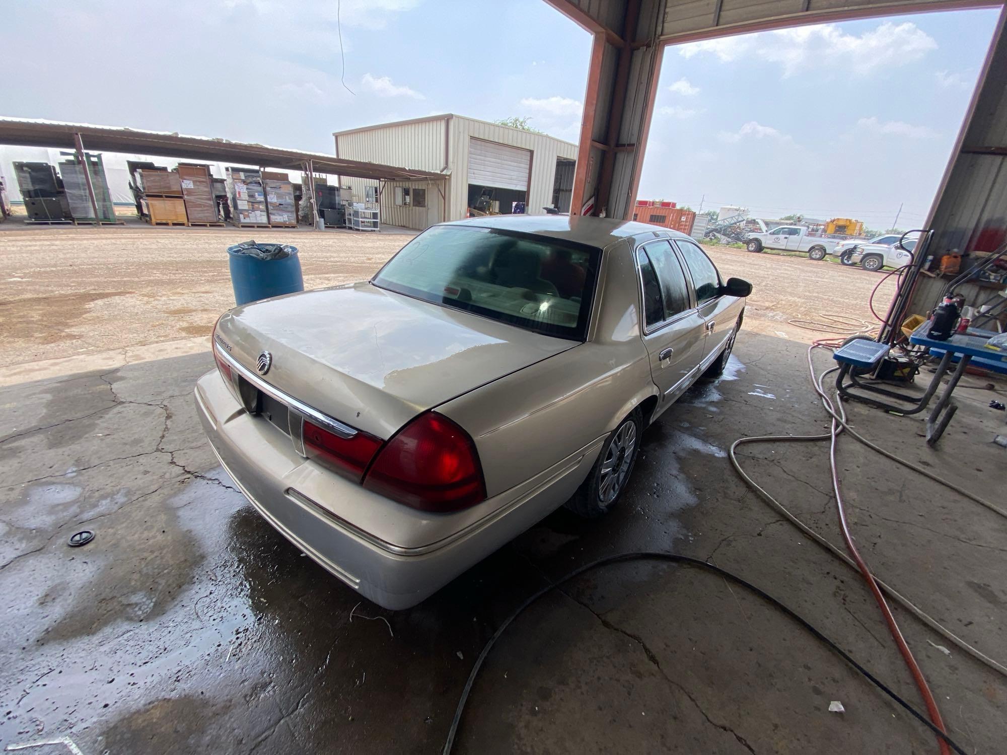 2006 Mercury Grand Marquis Passenger Car, VIN # 2MEFM74V76X655181