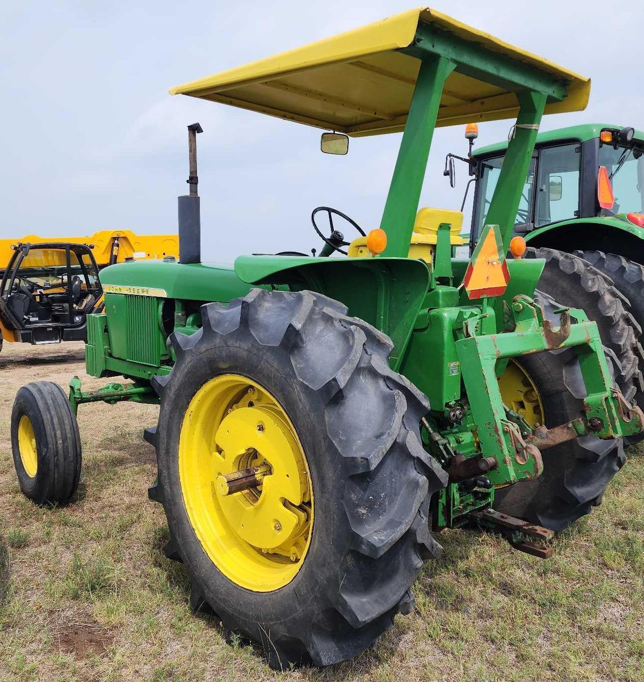 John Deere 4020 2WD Diesel Tractor