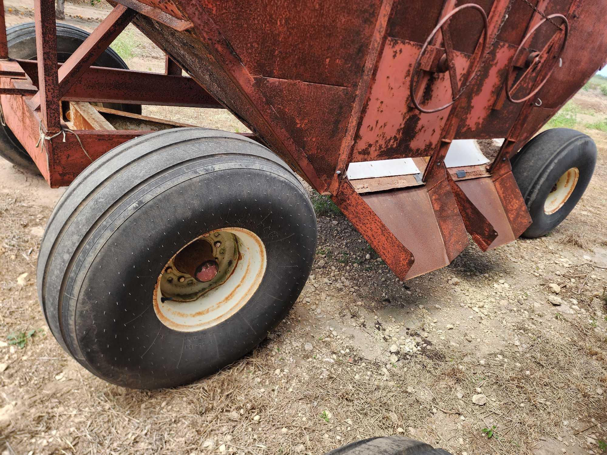 M&W Little Red Wagon Gravity Cart