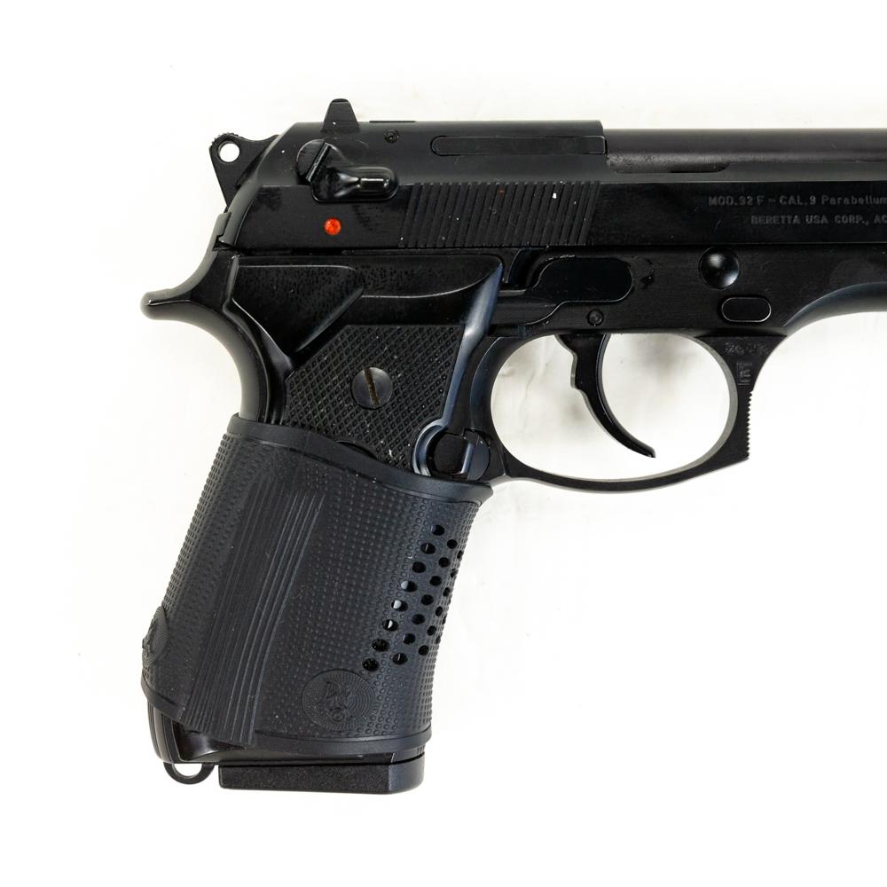 Beretta 92F 9mm 5" Pistol D82447Z