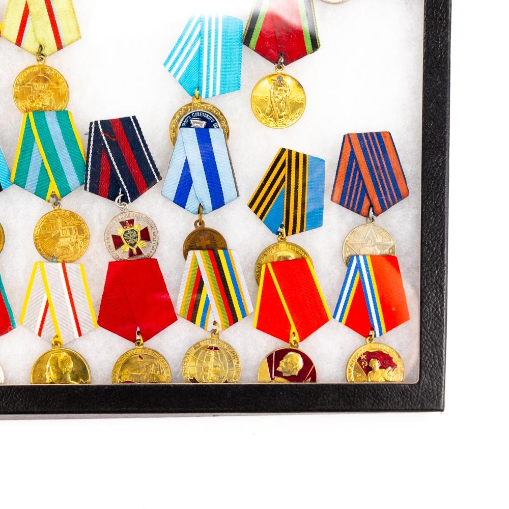 WWII To 1989 Soviet USSR Medal Award Lot (40)