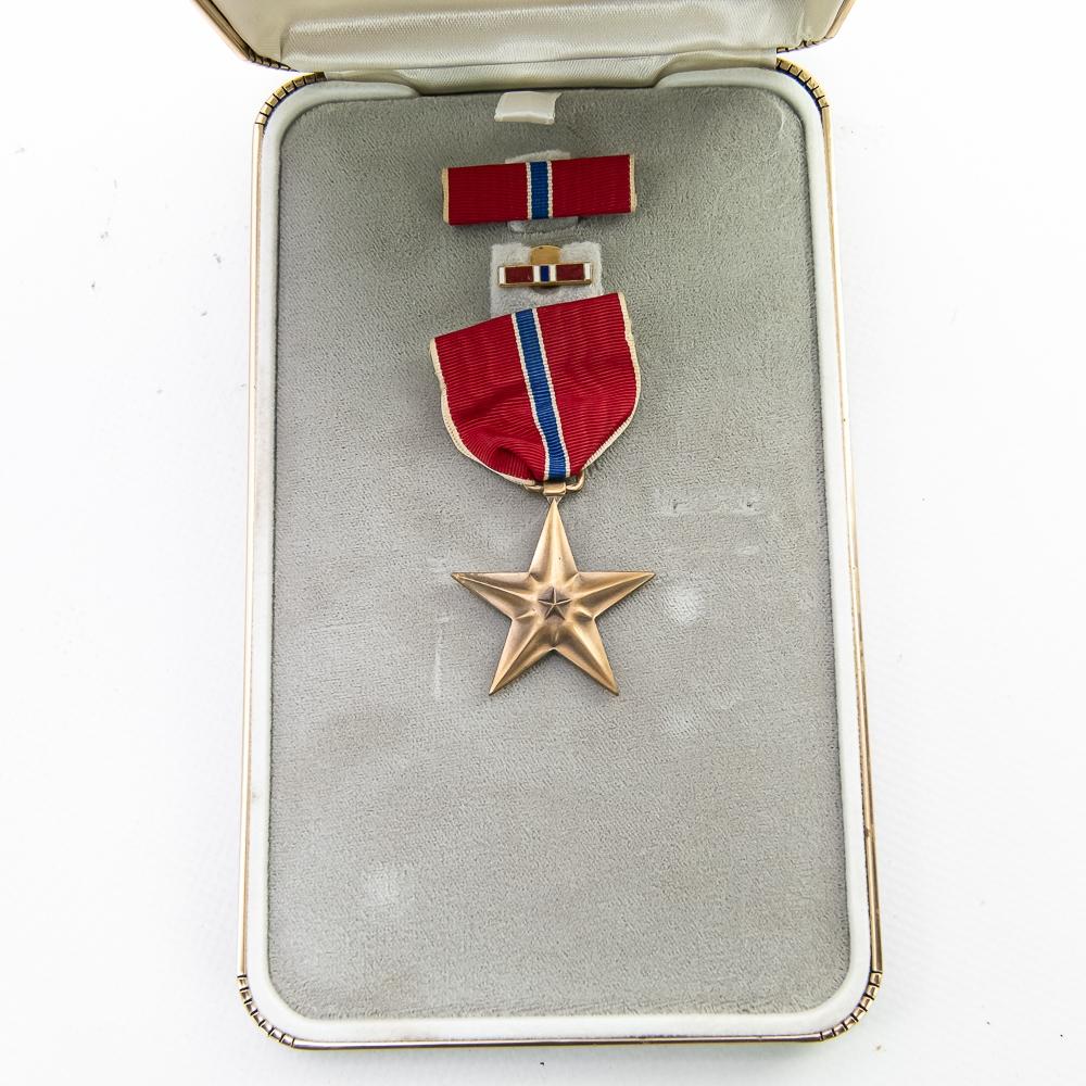 US Navy Coast Guard Cased Medal Lot-Navy Cross DSM