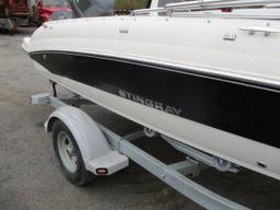 2016 Stingray 1825C 18' Deck Boat