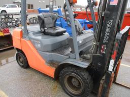 Toyota 8FDU25 Diesel Fork Lift