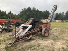 (1436)NEW IDEA 324 2 ROW CORN PICKER