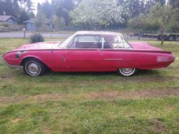 1961 Ford Thunderbird 