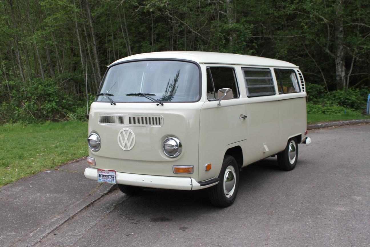 1970 VW Camper Van - Westfalia Tin Top