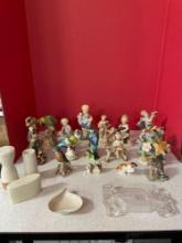 Ceramic figurines