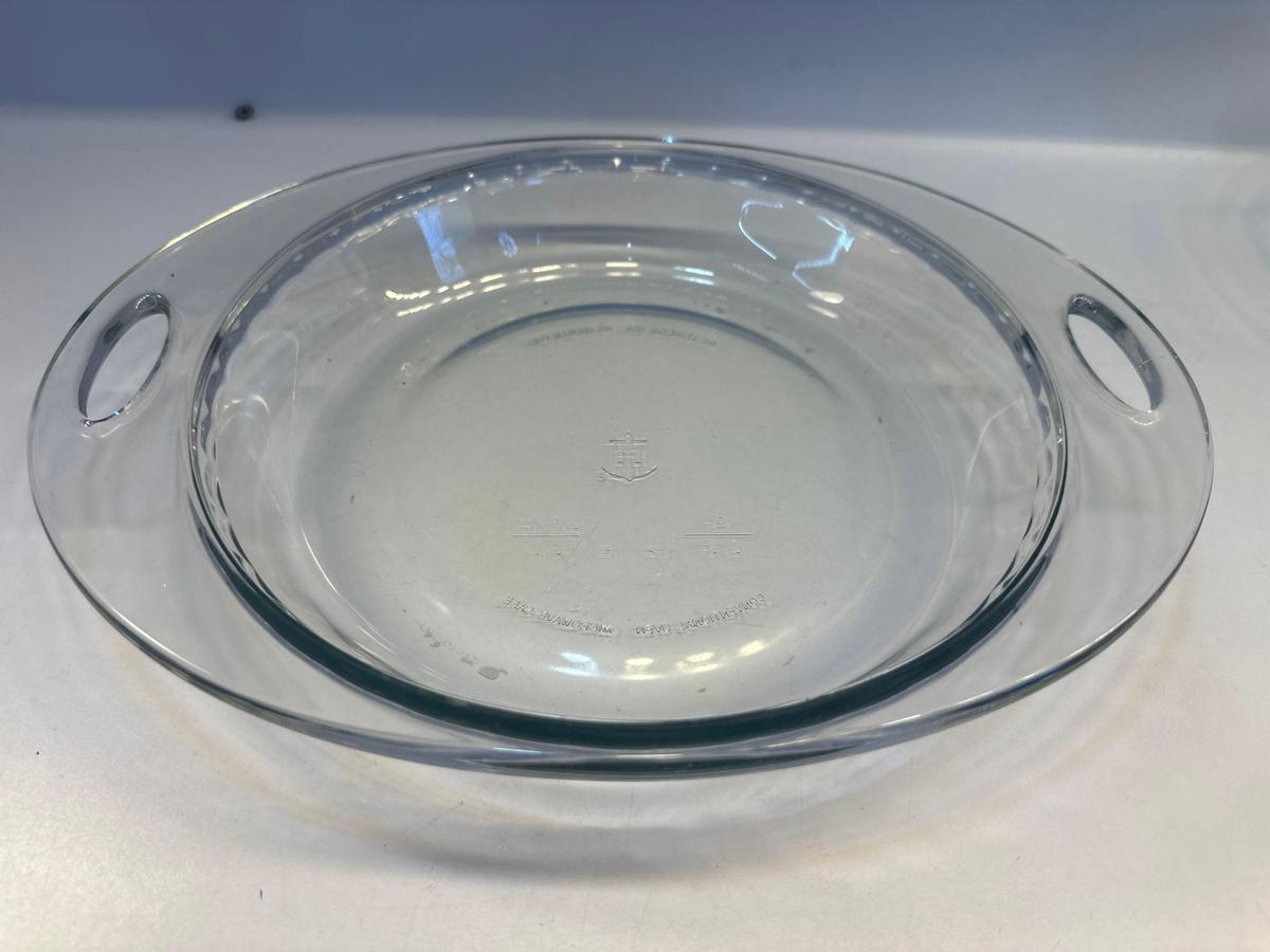 Anchor Hocking 9 Inch Glass Pie Dish With Handles