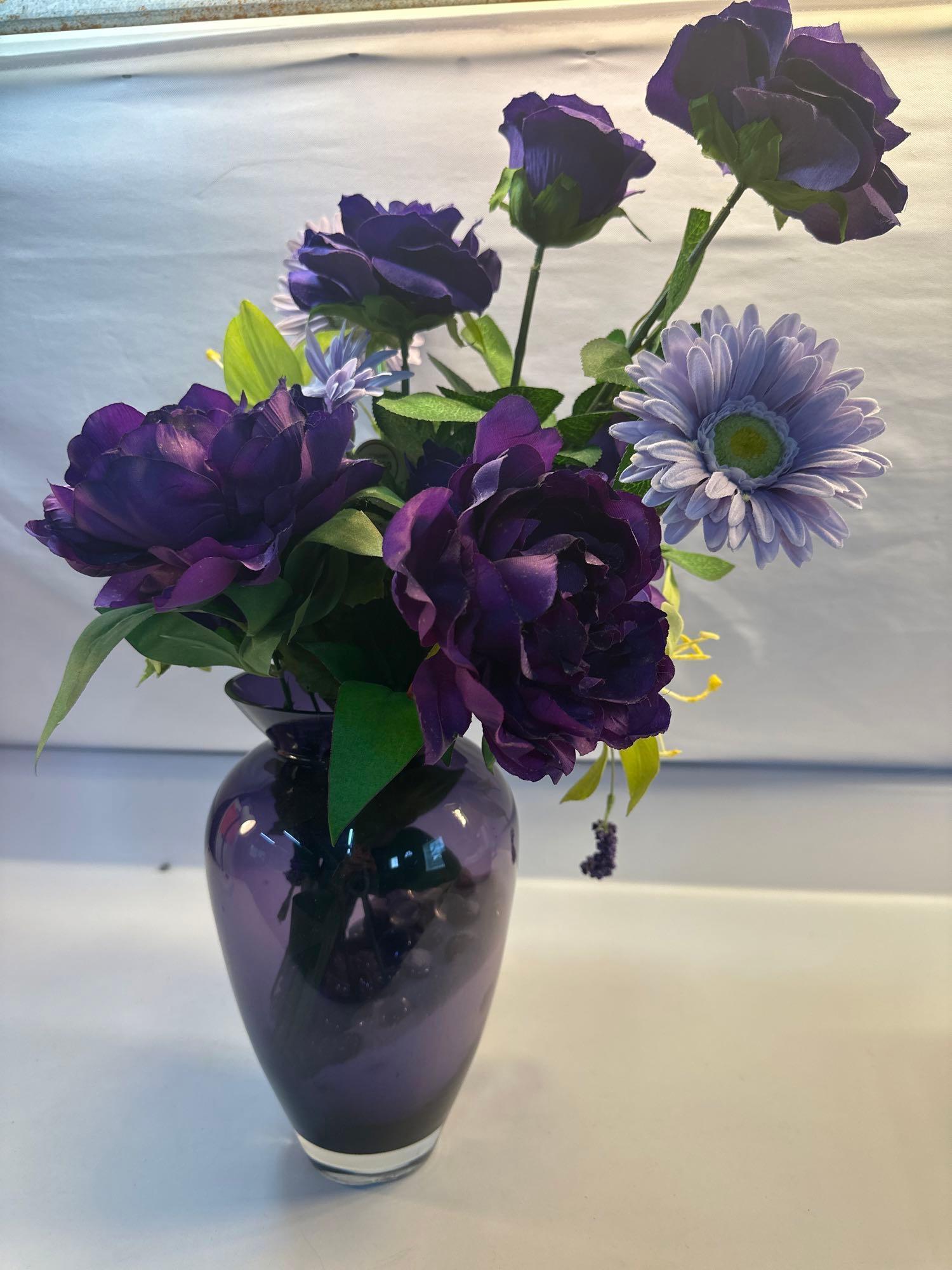 Purple Glass Vase With Flower Arrangement /Purple Flowers