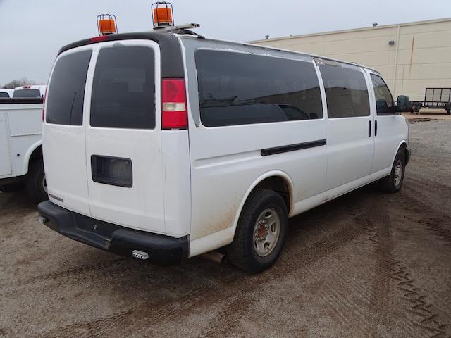 2008 CHEVY EXPRESS